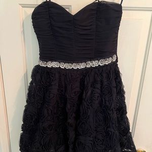 Beautiful navy formal dress!